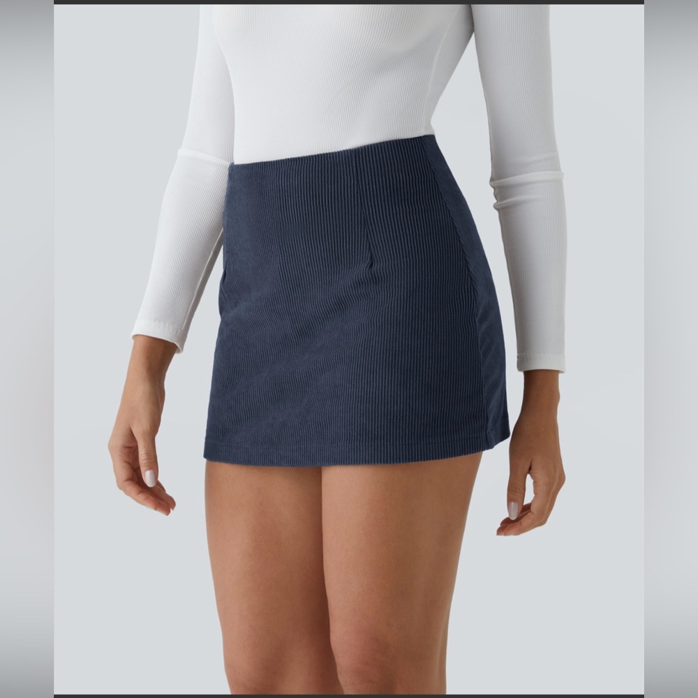 HALARA High Waisted Invisible Zipper 2-in-1 A Line Mini Corduroy Casual Skirt